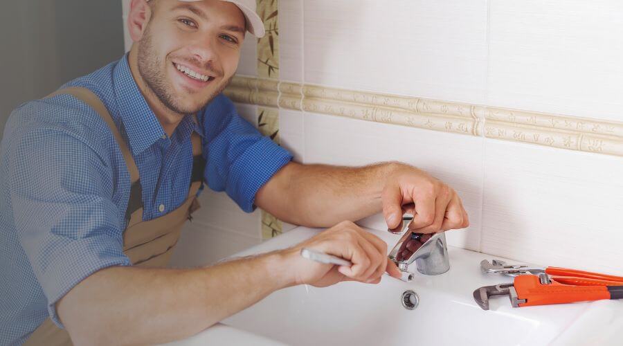 Professional clogged drains services in Graymont, IL
